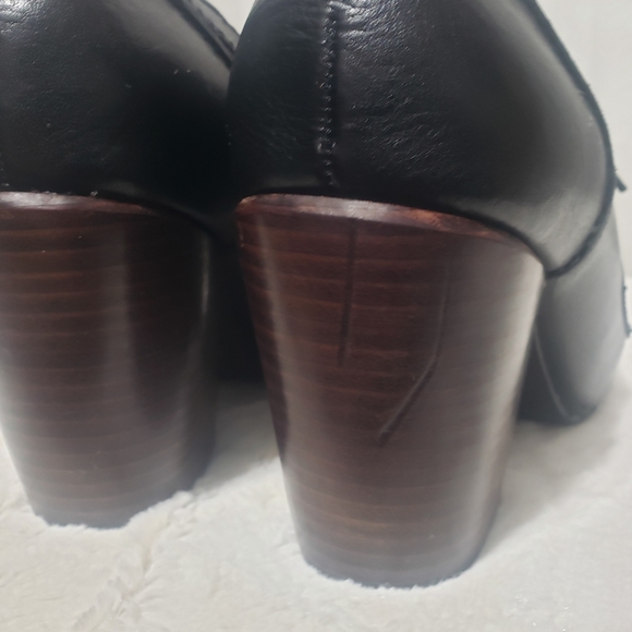 Fossil Black Leather Heeled Booties Sz 8 - Picture 9 of 16